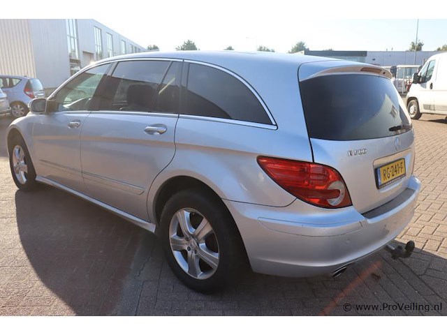 Mercedes-benz stationwagen type r500 4 matic |full options | 8 cillinders | automaat| bwjr. 2006 | kenteken: rg-241-f - afbeelding 35 van  39