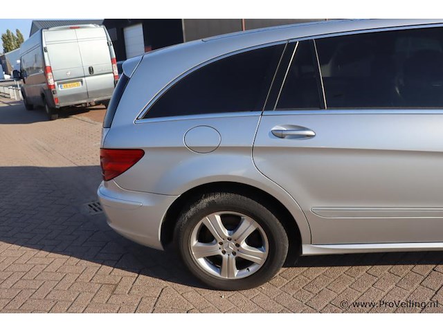 Mercedes-benz stationwagen type r500 4 matic |full options | 8 cillinders | automaat| bwjr. 2006 | kenteken: rg-241-f - afbeelding 38 van  39