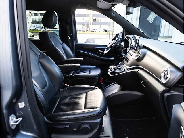 Mercedes-benz v-klasse 250d 4-matic lang dc automaat 2016 vol leer 360°camera elektrische kofferklep, vfl-17-s - afbeelding 22 van  32