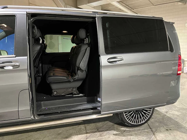 Mercedes-benz v220d lang maybach dc avantgarde 163pk 2020 v-klasse, v-99-fpz - afbeelding 27 van  42