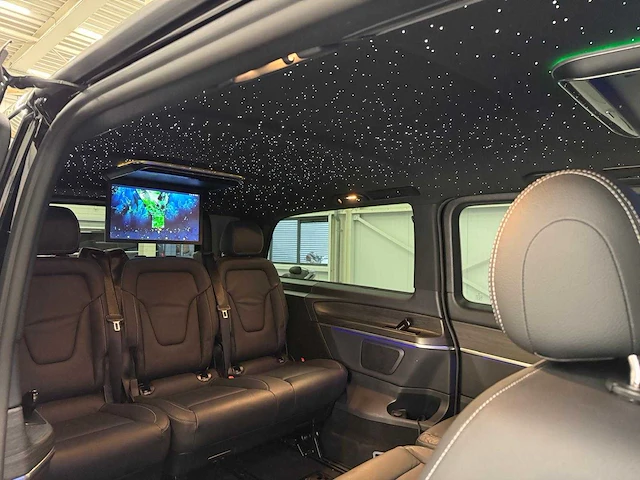 Mercedes-benz v300d l3 avantgarde amg-line 2024 i - afbeelding 33 van  36