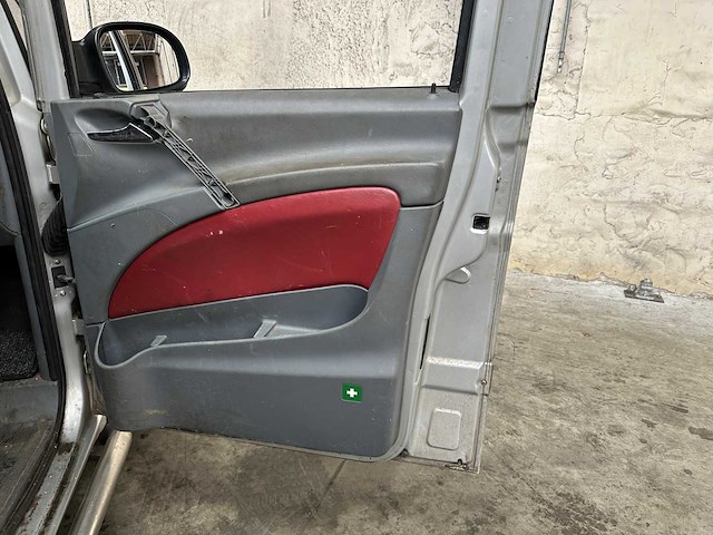 Mercedes-benz viano 2.2 cdi dc trend l.150pk 2004, 88-br-fd - afbeelding 24 van  32