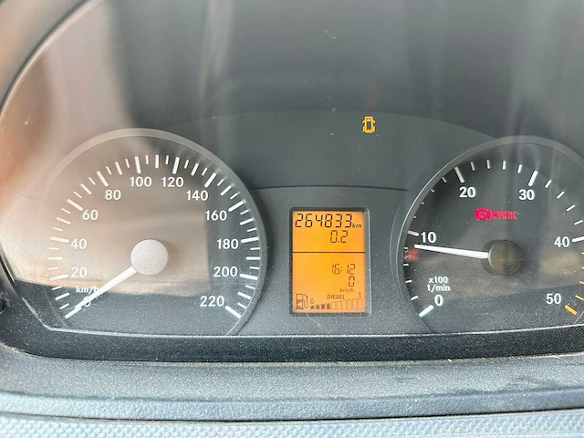 Mercedes-benz vito 109 cdi 320 amigo, 54-vhh-1 - afbeelding 11 van  12