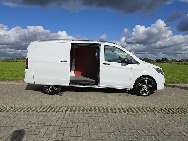 Mercedes-benz vito 111 cdi l2 h1, v-102-jf - afbeelding 16 van  24