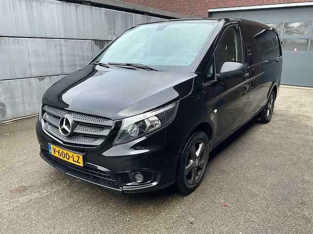 Mercedes-benz vito 111 cdi lang business professional plus - bedrijfswagen (schade) - afbeelding 1 van  13