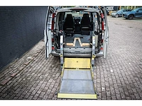 Mercedes-benz vito 111 cdi rolstoelauto, 38-vnk-7 - afbeelding 15 van  25