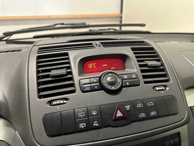 Mercedes-benz vito 113 cdi 320 lang vh-980-s - afbeelding 8 van  23