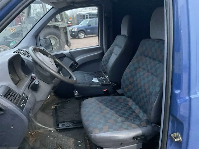 Mercedes-benz vito bedrijfswagen - afbeelding 8 van  15