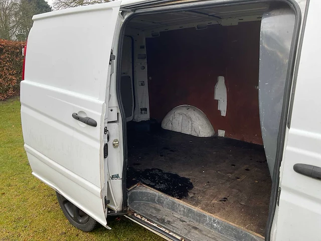 Mercedes-benz vito bedrijfswagen - afbeelding 2 van  17