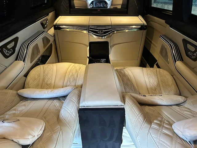 Mercedes-benz vito tourer maybach vip - exclusive 140pk 2020 v-klasse - afbeelding 36 van  59