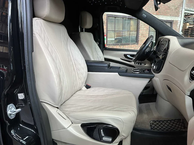 Mercedes-benz vito tourer maybach vip - exclusive 140pk 2020 v-klasse - afbeelding 53 van  59