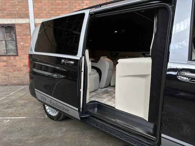 Mercedes-benz vito tourer maybach vip - exclusive 140pk 2020 v-klasse - afbeelding 47 van  59