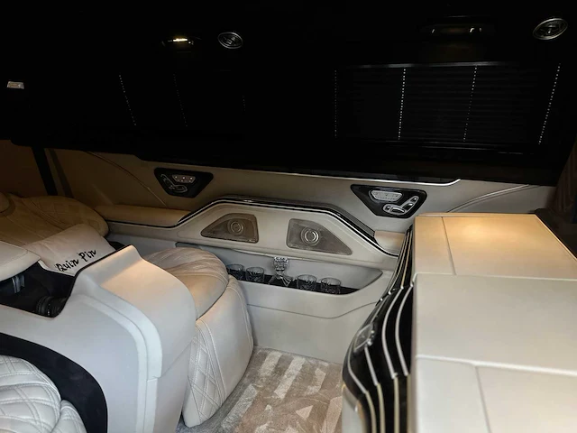 Mercedes-benz vito tourer maybach vip - exclusive 140pk 2020 v-klasse - afbeelding 50 van  59