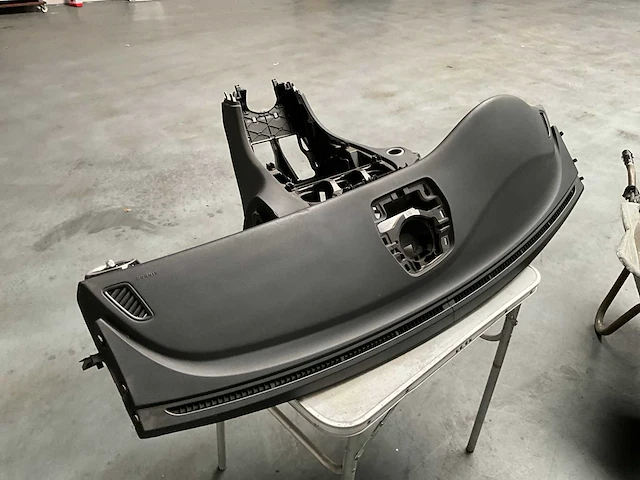 Mercedes-benz w205 c-klasse dashboard - afbeelding 3 van  6