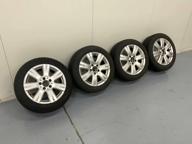 Mercedes-benz wielen winterbanden 16" 7j et43 - afbeelding 1 van  11
