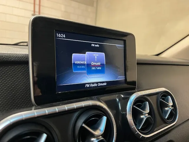 Mercedes-benz x250 d 4matic x-klasse 163pk 2017 - afbeelding 30 van  62