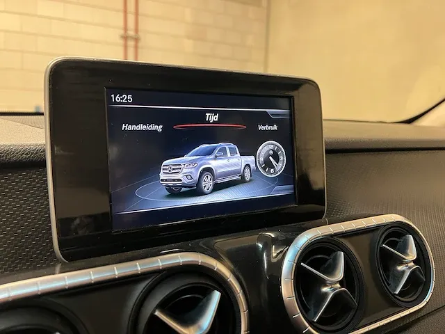 Mercedes-benz x250 d 4matic x-klasse 163pk 2017 - afbeelding 36 van  62