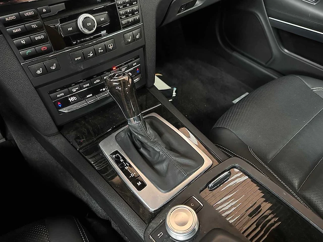 Mercedes-benzine e500 amg coupé 5.5 v8 388pk 2009 e-klasse youngtimer - afbeelding 27 van  40