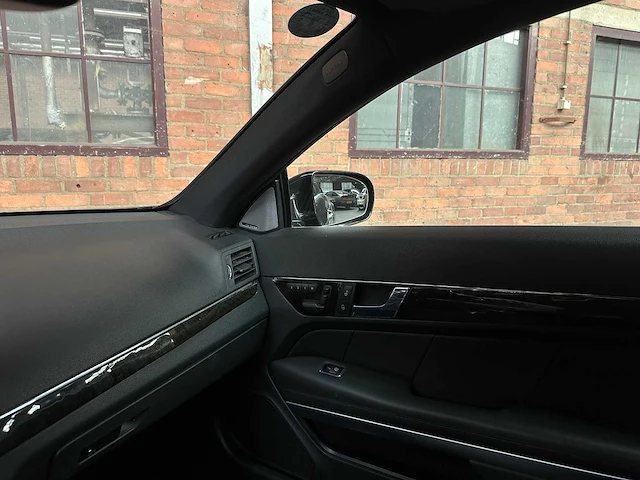 Mercedes-benzine e500 amg coupé 5.5 v8 388pk 2009 e-klasse youngtimer - afbeelding 29 van  40