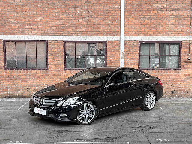 Mercedes-benzine e500 amg coupé 5.5 v8 388pk 2009 e-klasse youngtimer - afbeelding 4 van  40