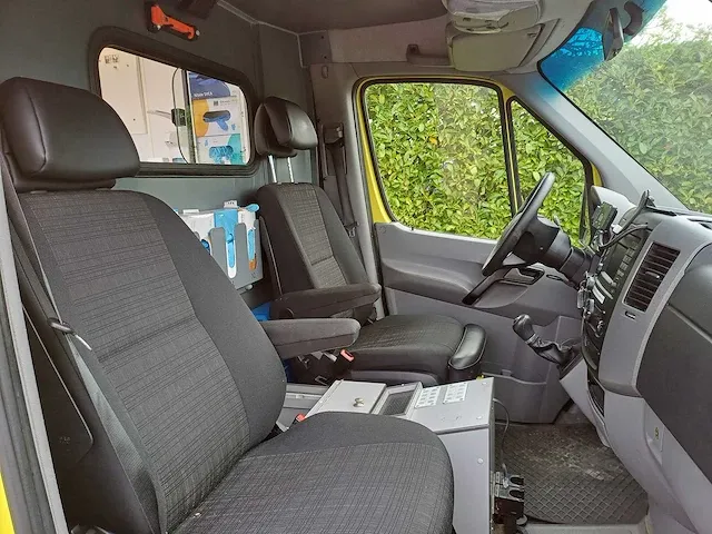 Mercedes-benz/wietmarcher sprinter 319 ambulance - afbeelding 5 van  37