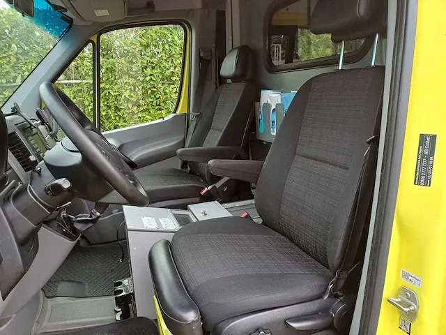 Mercedes-benz/wietmarcher sprinter 319 ambulance - afbeelding 36 van  37