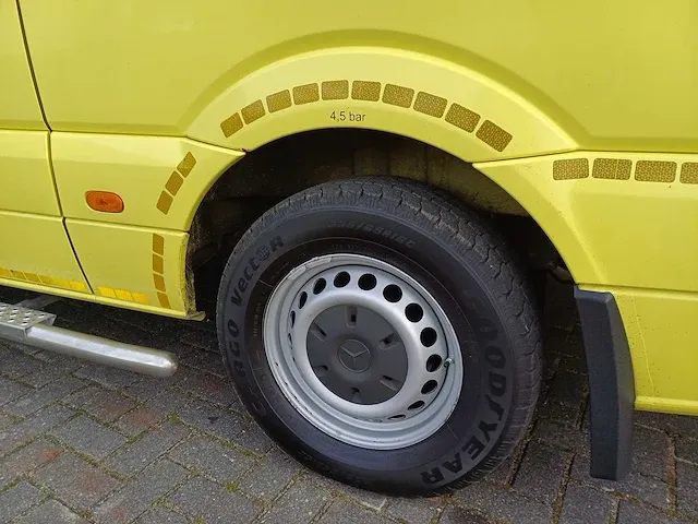 Mercedes-benz/wietmarcher sprinter ambulance - afbeelding 17 van  35