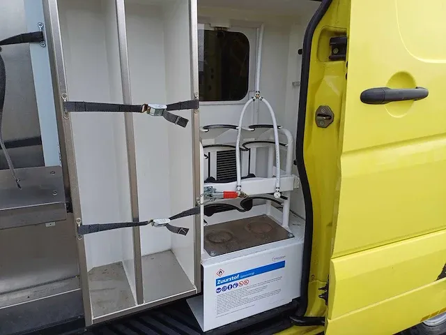 Mercedes-benz/wietmarcher sprinter ambulance - afbeelding 20 van  35
