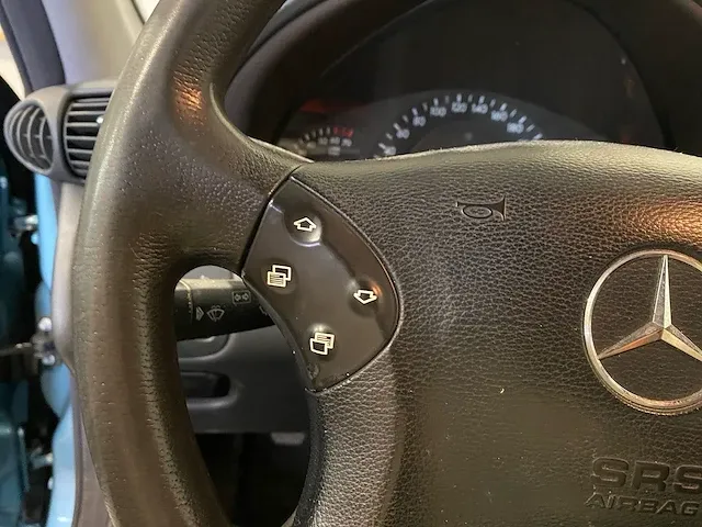 Mercedes c-klasse combi 200 k. elegance rd-257-g - afbeelding 7 van  24