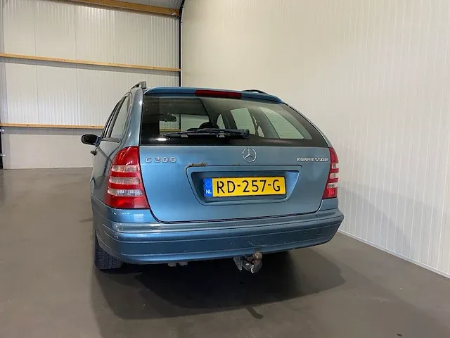 Mercedes c-klasse combi 200 k. elegance rd-257-g - afbeelding 19 van  24