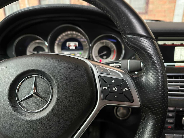 Mercedes cls500 amg 4matic shooting brake 4.7 v8 408pk 2015 cls-klasse - afbeelding 17 van  47