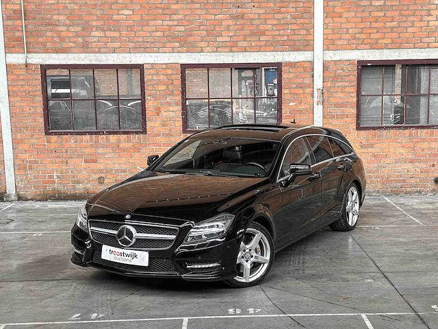 Mercedes cls500 amg 4matic shooting brake 4.7 v8 408pk 2015 cls-klasse - afbeelding 34 van  47