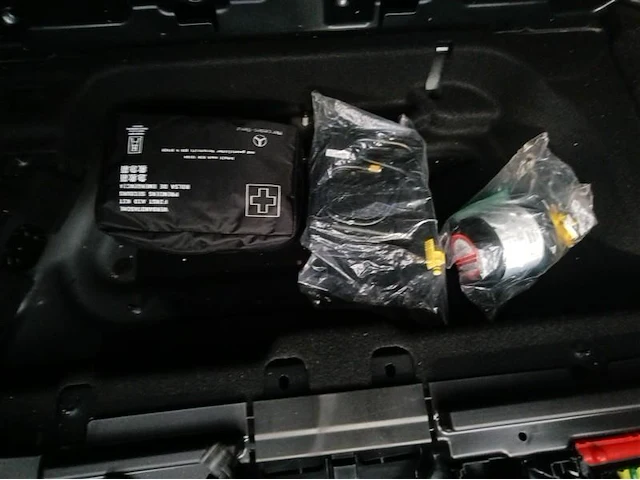 Mercedes glb 200, 2020 - afbeelding 4 van  26