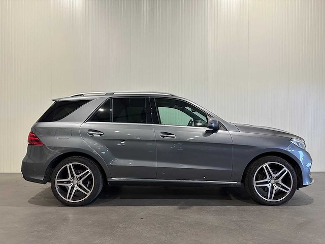 Mercedes gle 350d 4 matic belgisch kenteken - afbeelding 25 van  28