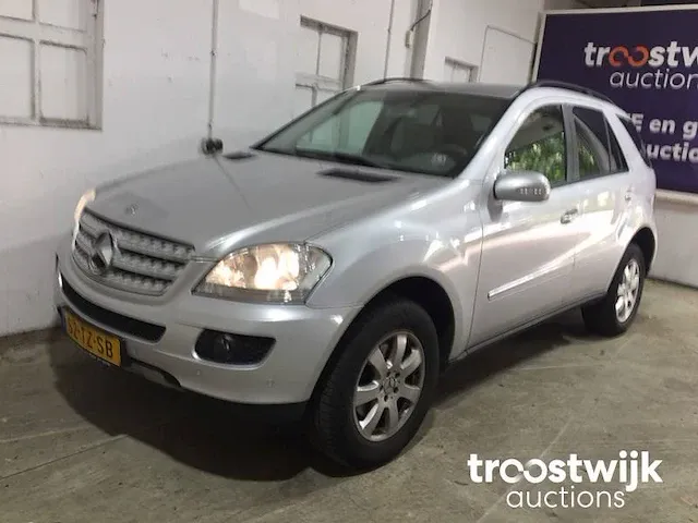 Mercedes ml 3.0 v6 cdi automaat, 52-tz-sb - afbeelding 1 van  16