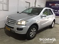 Mercedes ml 3.0 v6 cdi automaat, 52-tz-sb - afbeelding 1 van  16