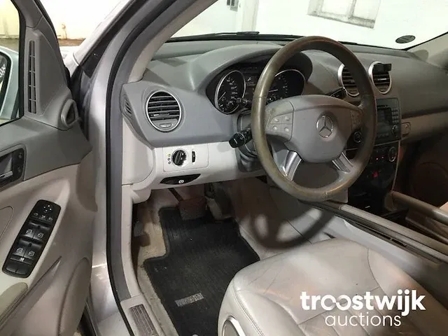 Mercedes ml 3.0 v6 cdi automaat, 52-tz-sb - afbeelding 8 van  16
