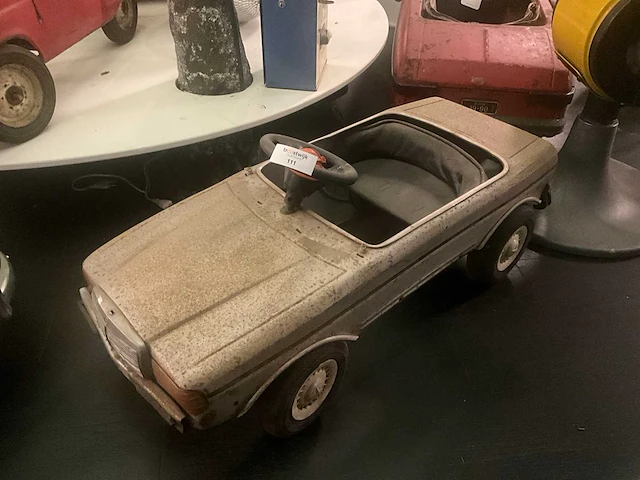 Mercedes pedalcar - afbeelding 1 van  6