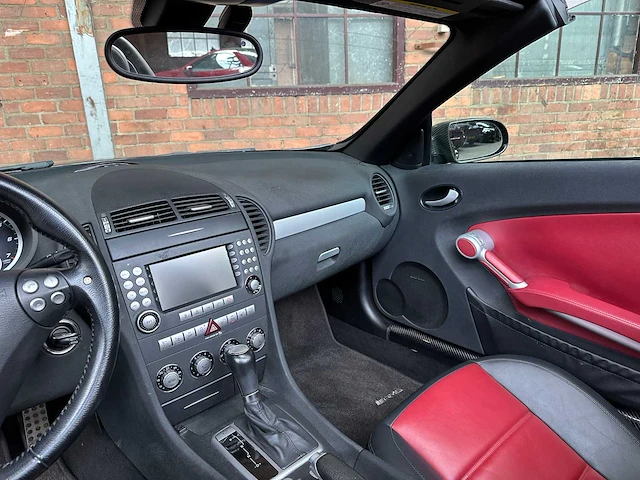 Mercedes slk55 amg 5.4 v8 360pk 2005 airscarf slk-klasse youngtimer - afbeelding 14 van  45