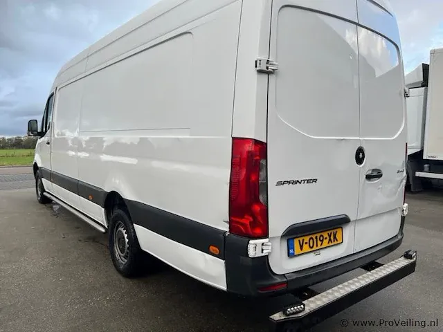 Mercedes sprinter - v-019-xk - afbeelding 18 van  20