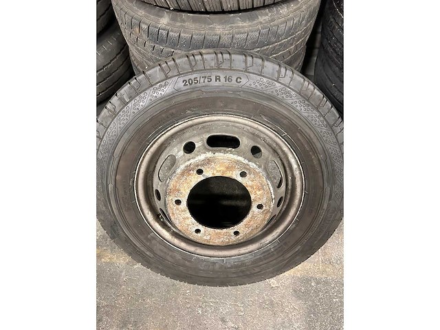 Mercedes sprinter - w906 - dubbellucht banden 6x - wielenset - afbeelding 1 van  3