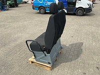 Mercedes sprinter 906 autostoelen - afbeelding 4 van  7