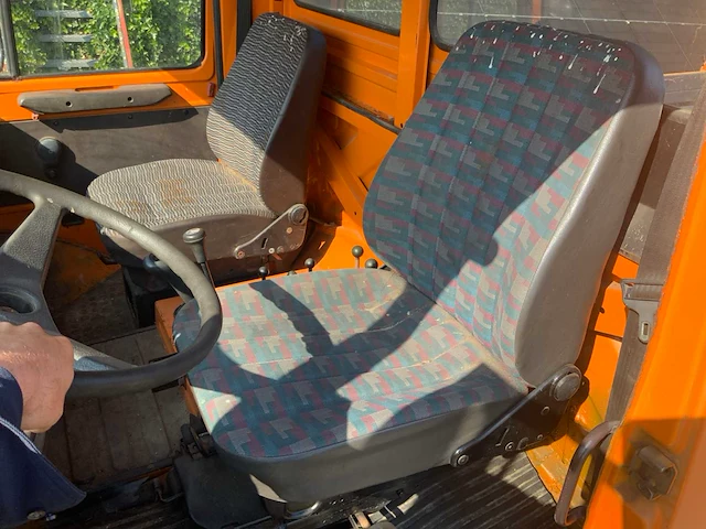 Mercedes u1650 unimog - afbeelding 24 van  35