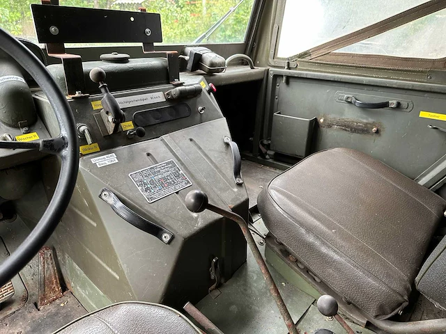 Mercedes unimog 404 80pk 1971 - afbeelding 16 van  31
