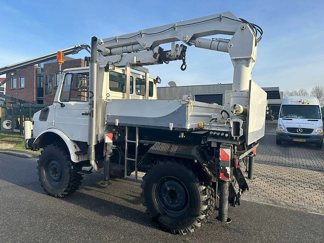 Mercedes unimog met atlas kraan - afbeelding 9 van  40
