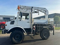 Mercedes unimog met atlas kraan - afbeelding 12 van  40