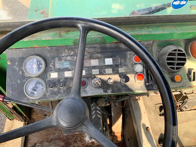 Mercedes utility tractor - afbeelding 5 van  16