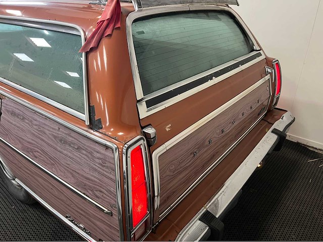 Mercury - marquis colony park - oldtimer - 1977 - afbeelding 18 van  34