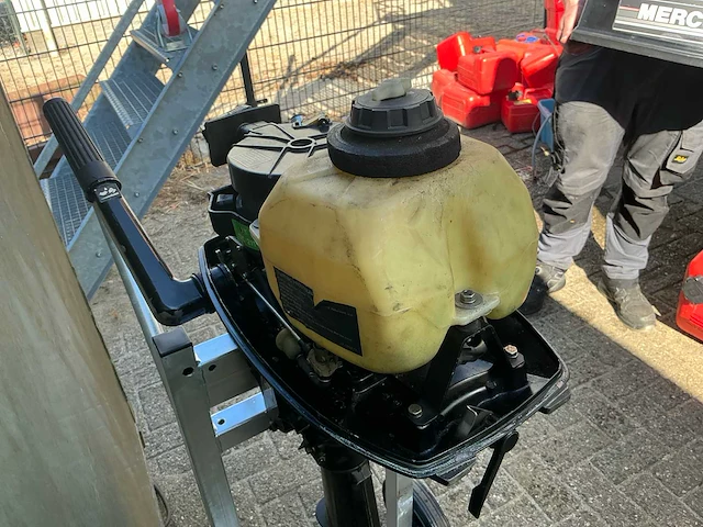Mercury buitenboordmotor 4pk - afbeelding 7 van  8
