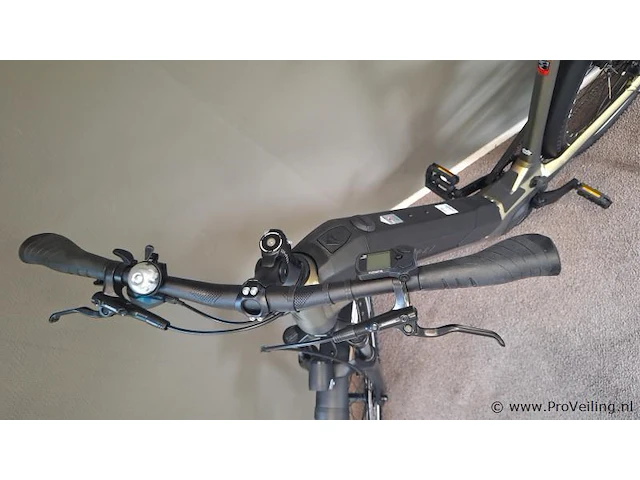 Merida elektrische damesfiets | model e-spresso cc 575 | kleur sparkling gold black | maat xl - afbeelding 10 van  13